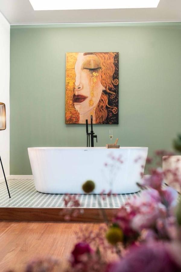 Mareluna Rooms Наполи Екстериор снимка