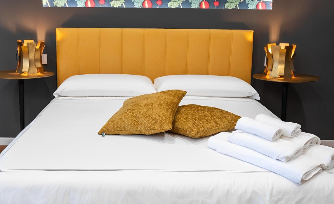Mareluna Rooms Наполи Екстериор снимка
