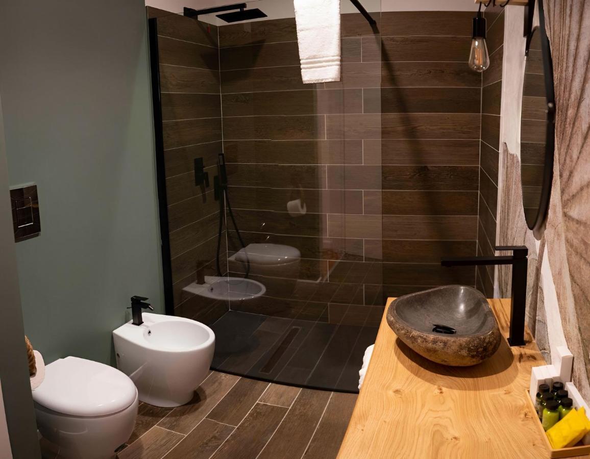 Mareluna Rooms Наполи Екстериор снимка
