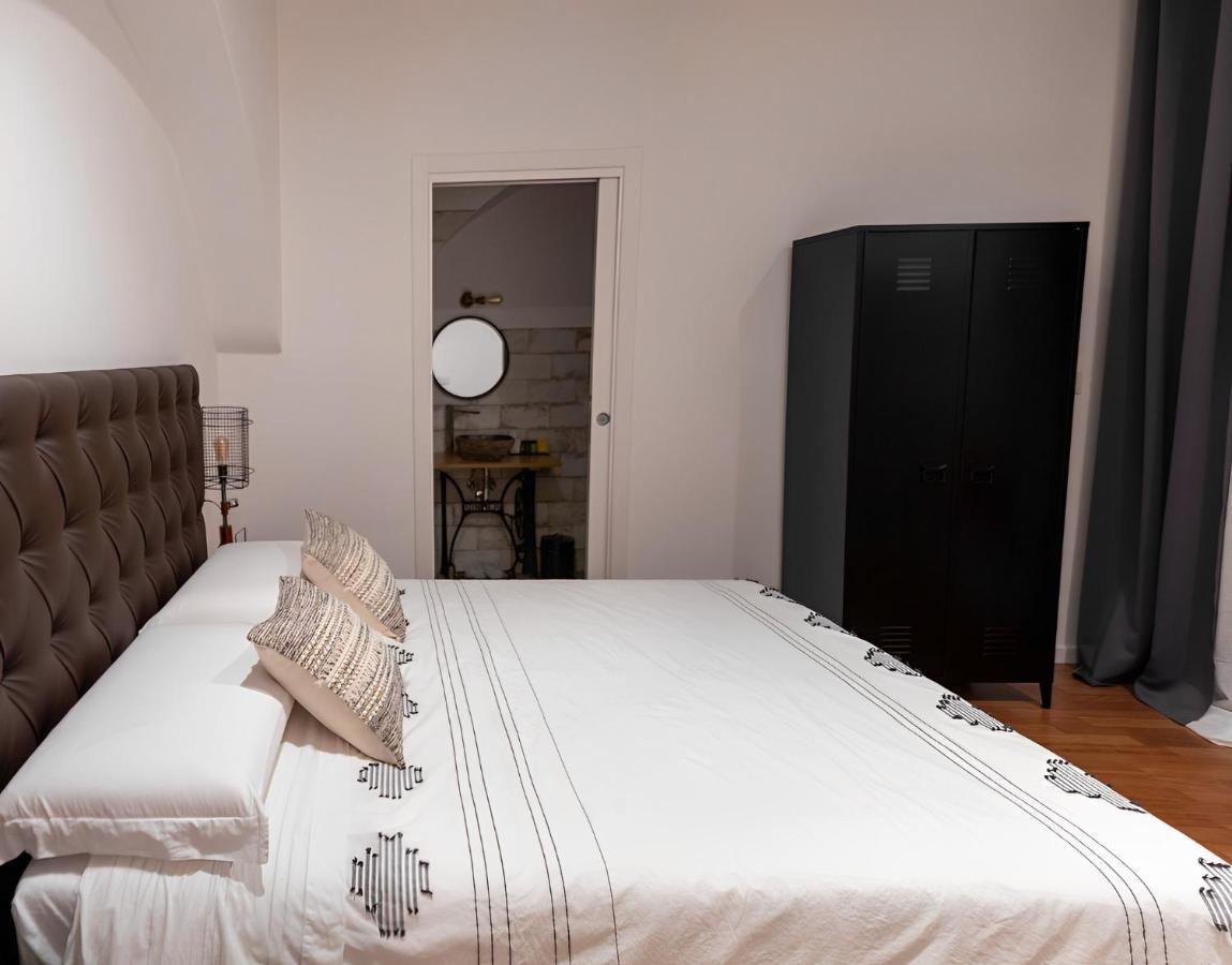 Mareluna Rooms Наполи Екстериор снимка