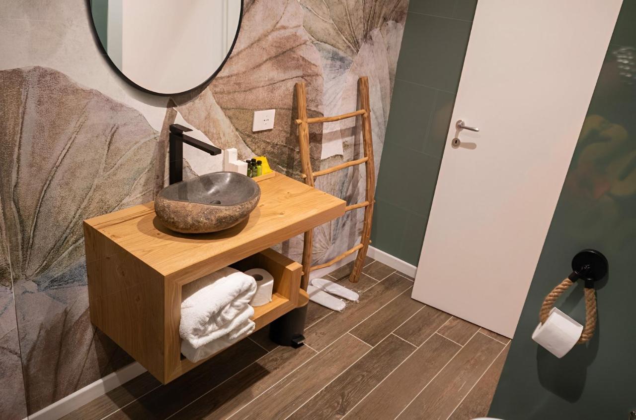 Mareluna Rooms Наполи Екстериор снимка